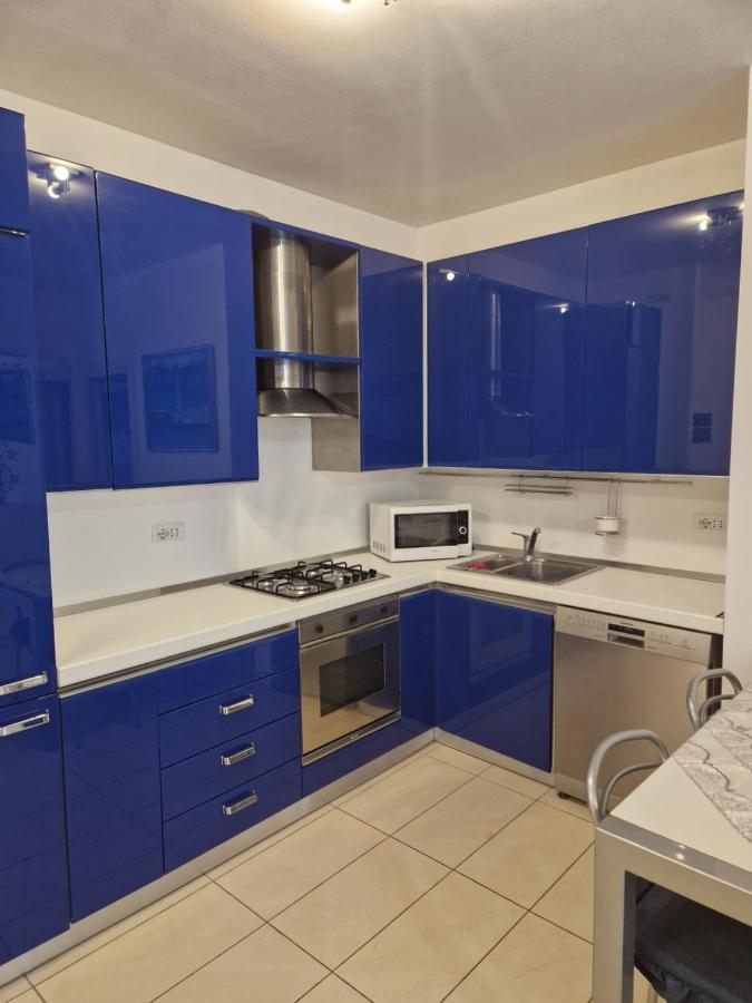 Garden & Pool Perugini Apartment Torbole Sul Garda Luaran gambar